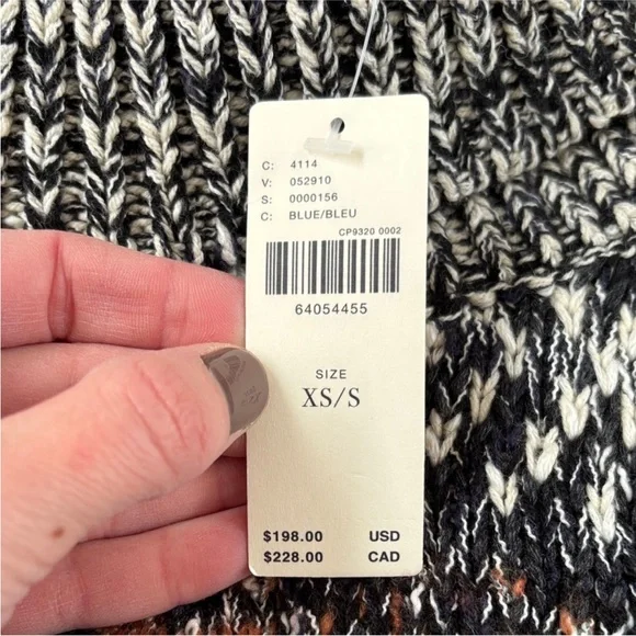 NWT Anthropologie Pilcro Magda Knit Poncho (Price Firm) - Picture 12 of 15